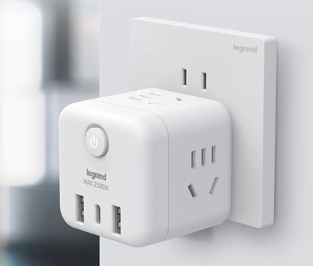 羅格朗魔方插座